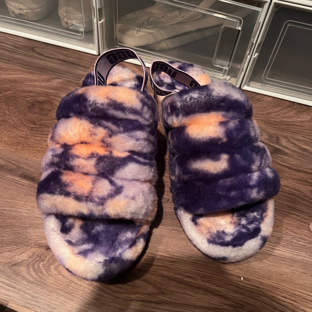 UGG Tie-Dye Faux Fur Slide Sandals in Purple & Peach